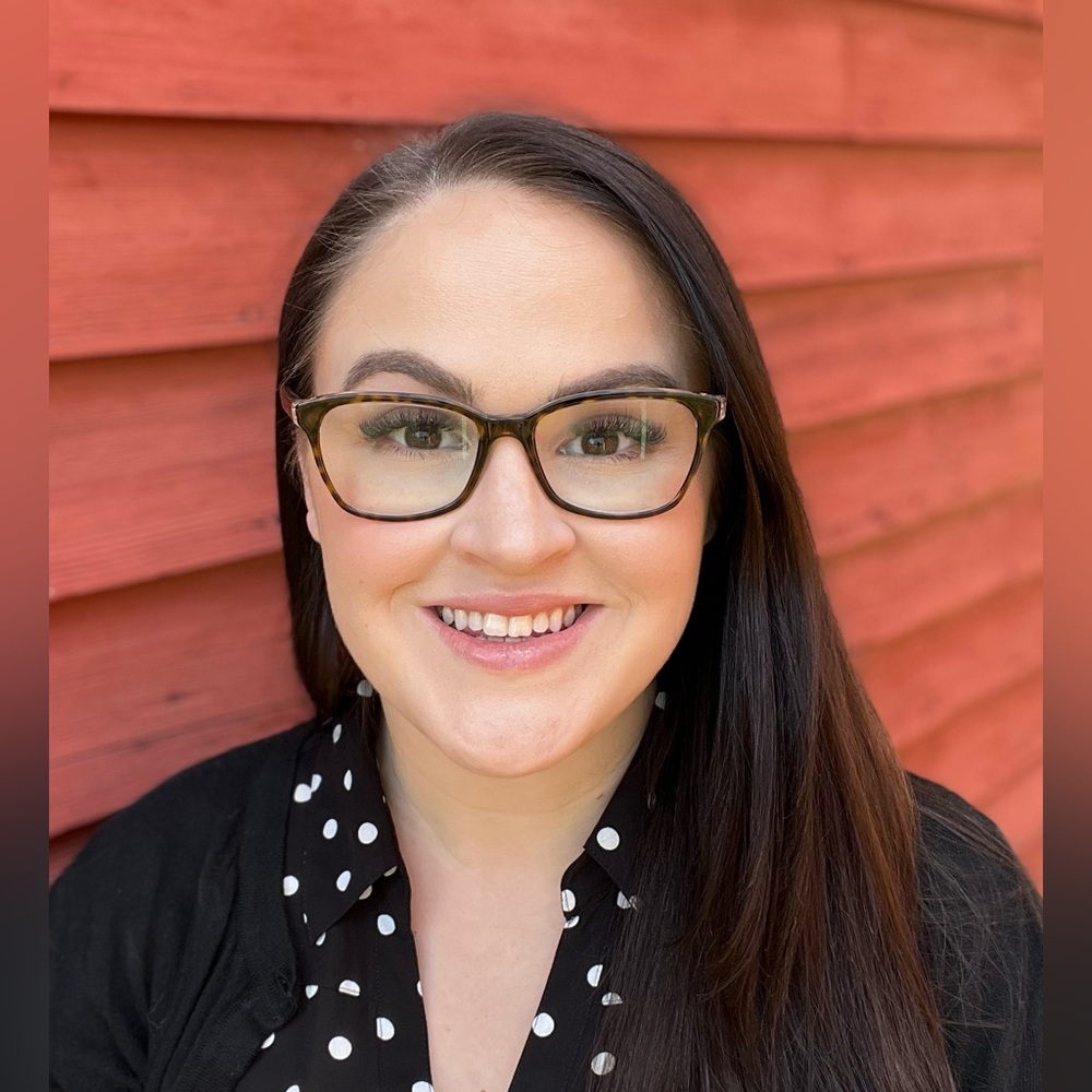 Meet your Posher, Rebecca